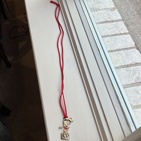 BETTY BOOP 1994 KING FEATURES SYN INC CHRISTMAS  SANTA NECKLACE - Picture 4 of 5